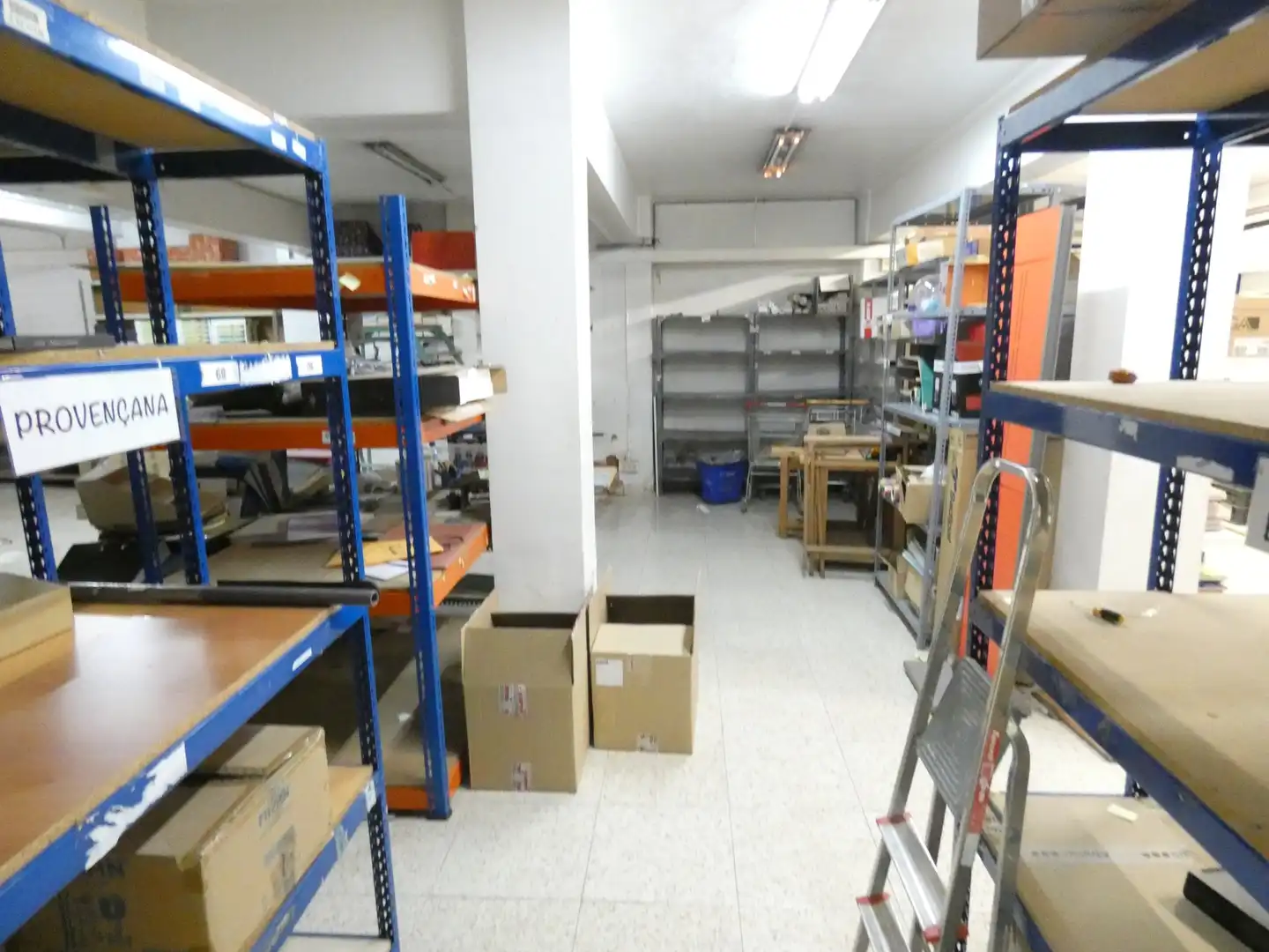 Gewerbefläche zum Verkauf in Centre - Cordelles, imagen 3