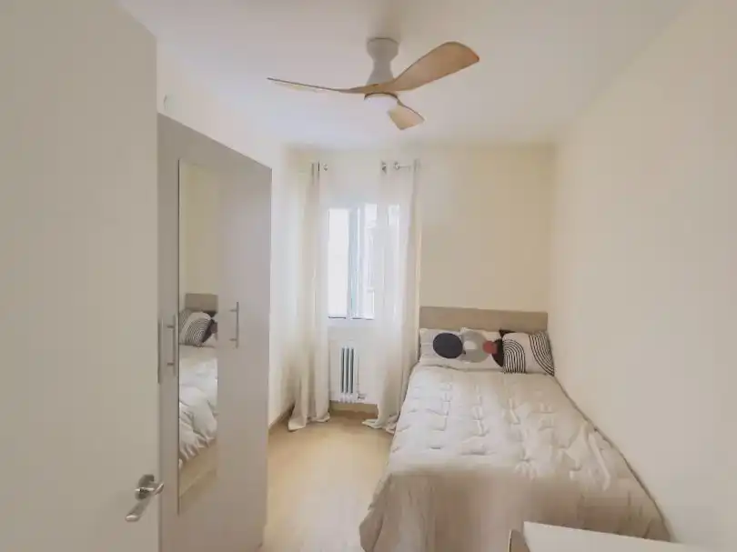 Schlafzimmer von Wohnung zur Miete in Alcalá de Henares