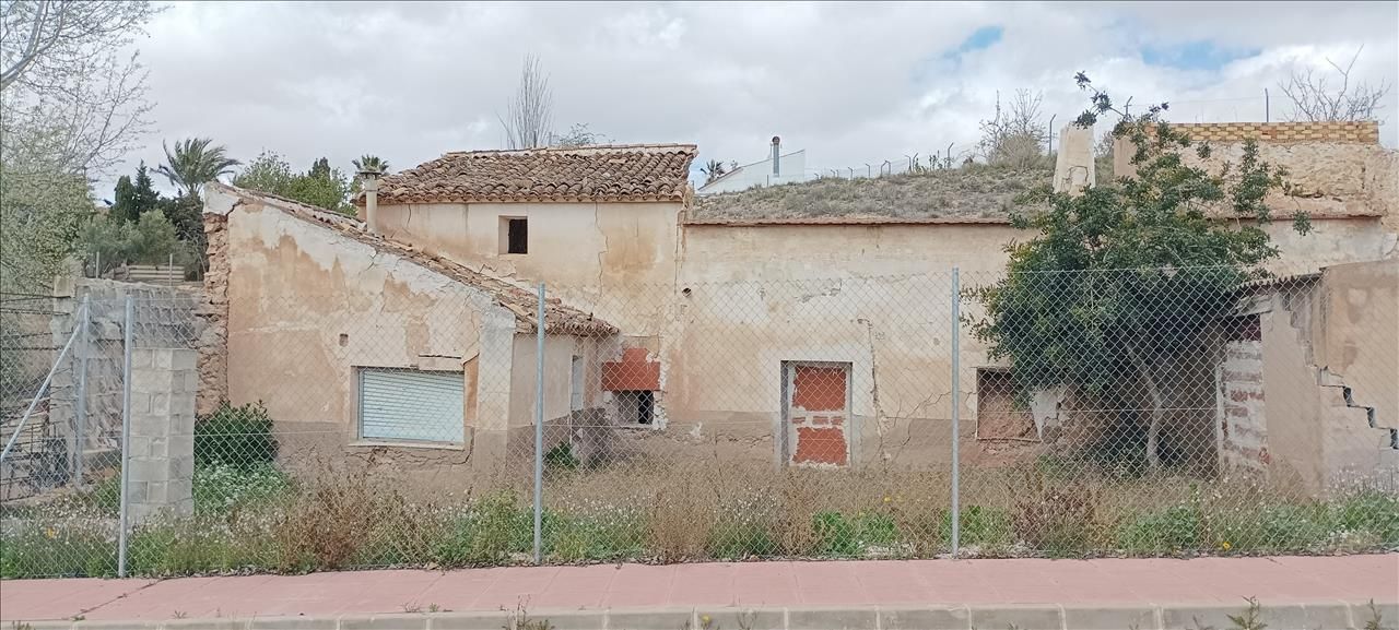 Casa o xalet en venda en Algueña