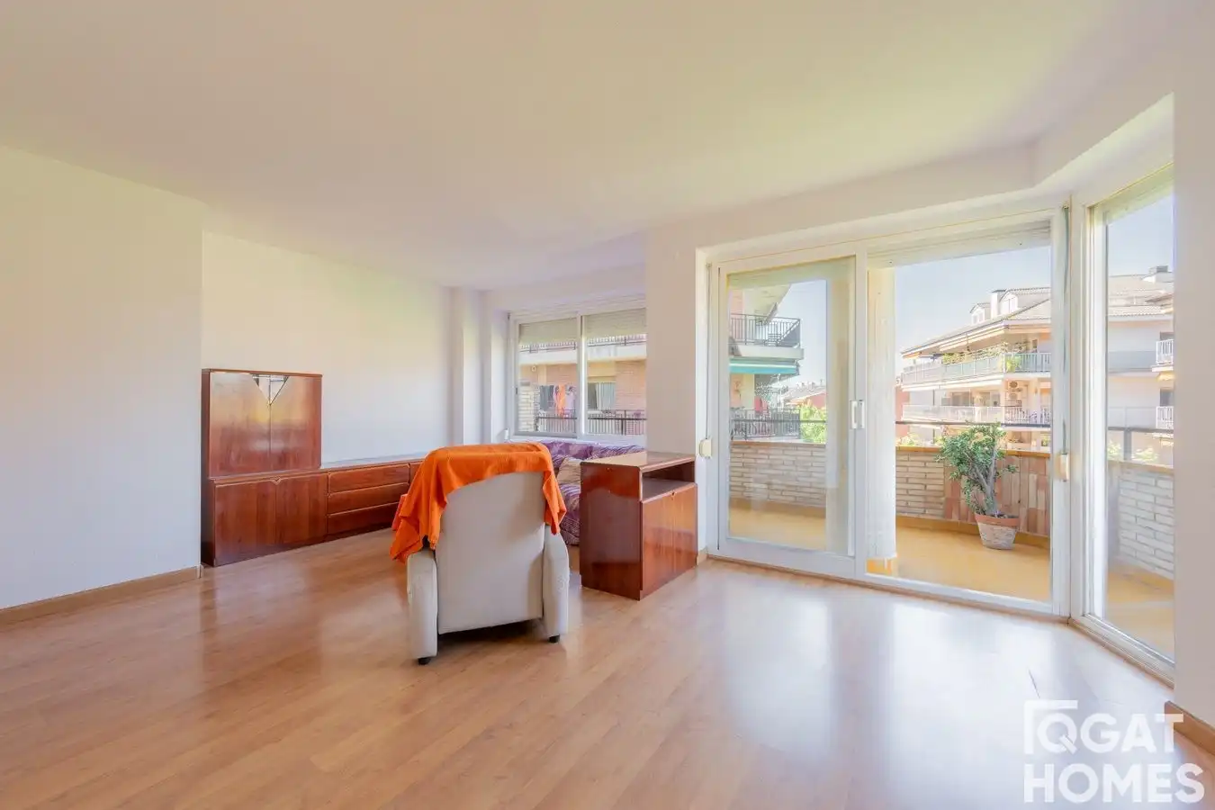 Flat for rent in torrent de la bomba, Centre - Estació