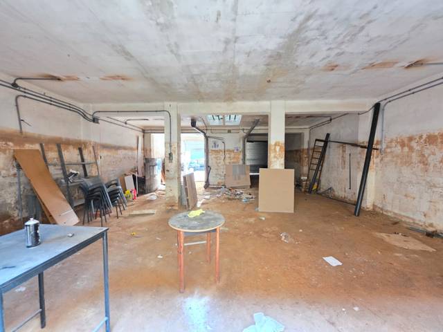 Local comercial en Alquiler en Avinguda Francesc Ciscar en Metro - Auditorio