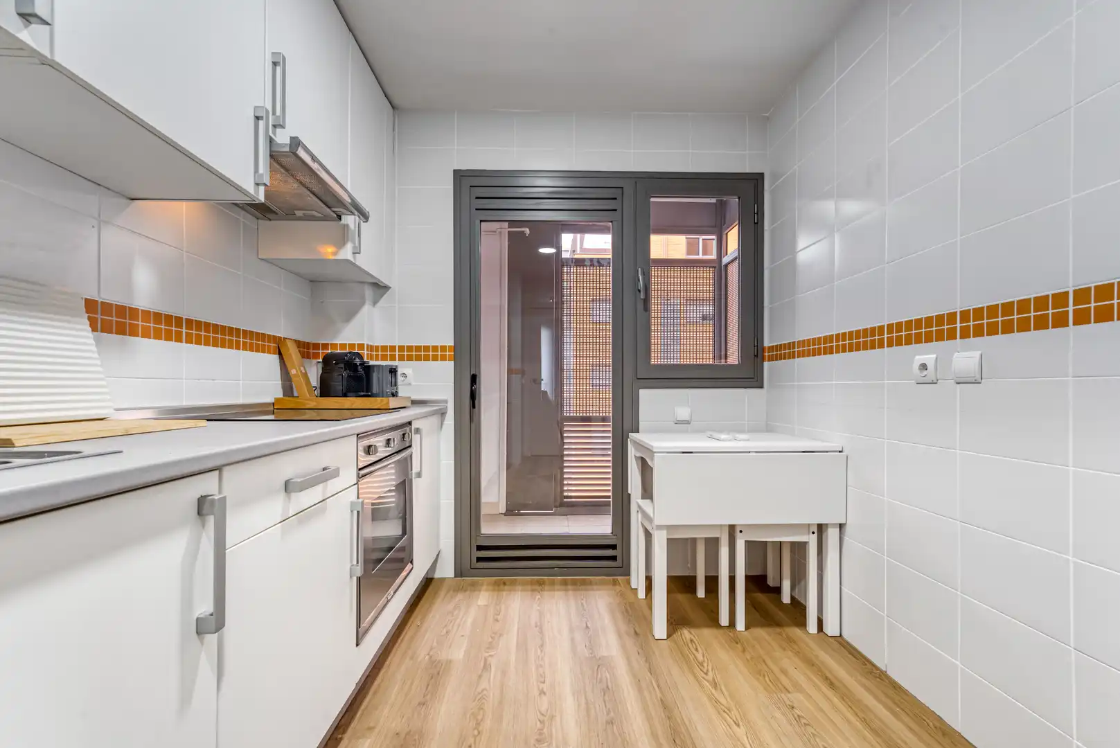 Cocina de Piso en venta en Madrid con Aire acondicionado, Terraza y Trastero
