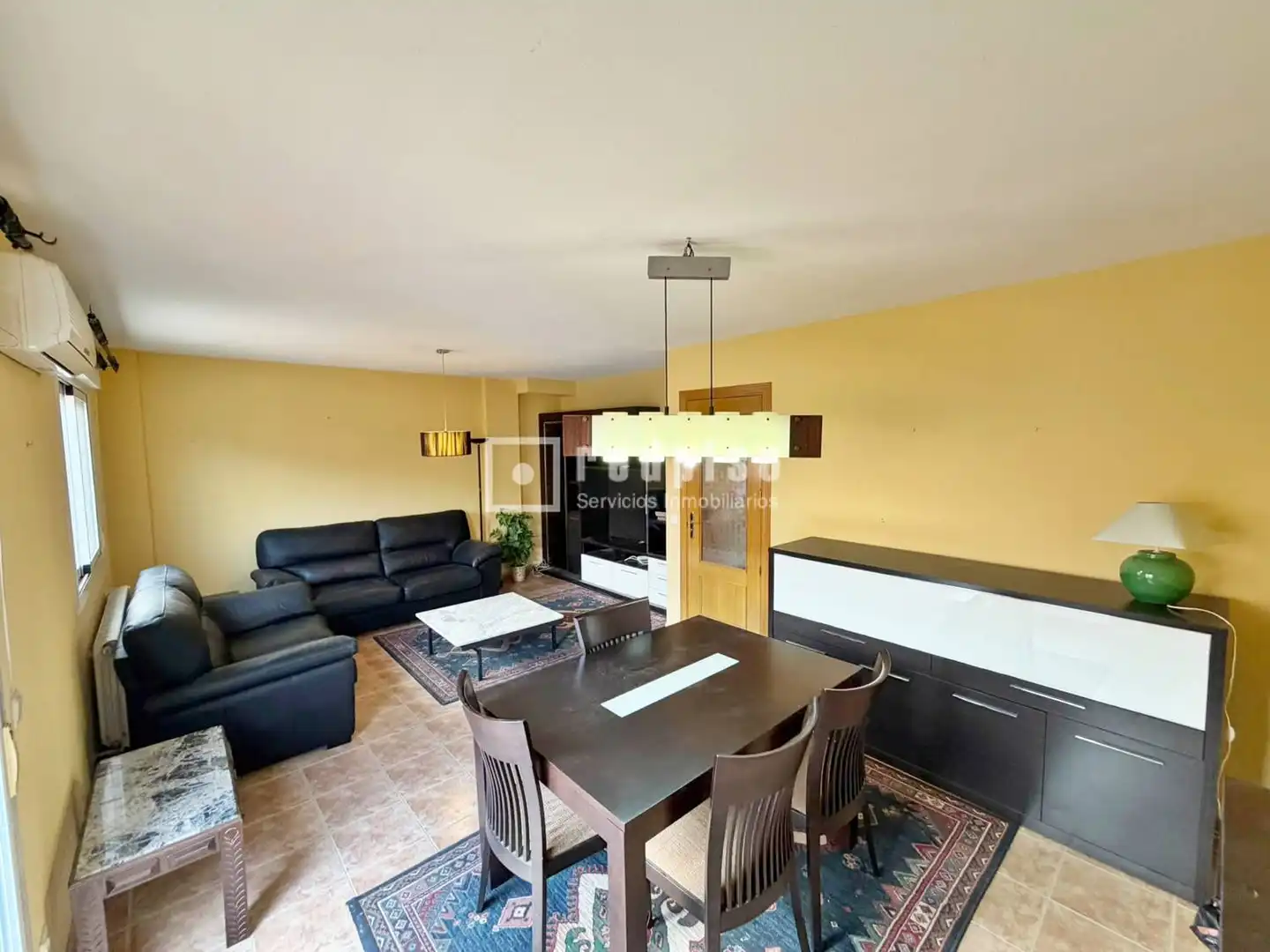 Sala d'estar de Casa o xalet en venda en Alovera amb Aire condicionat, Calefacció i Jardí privat