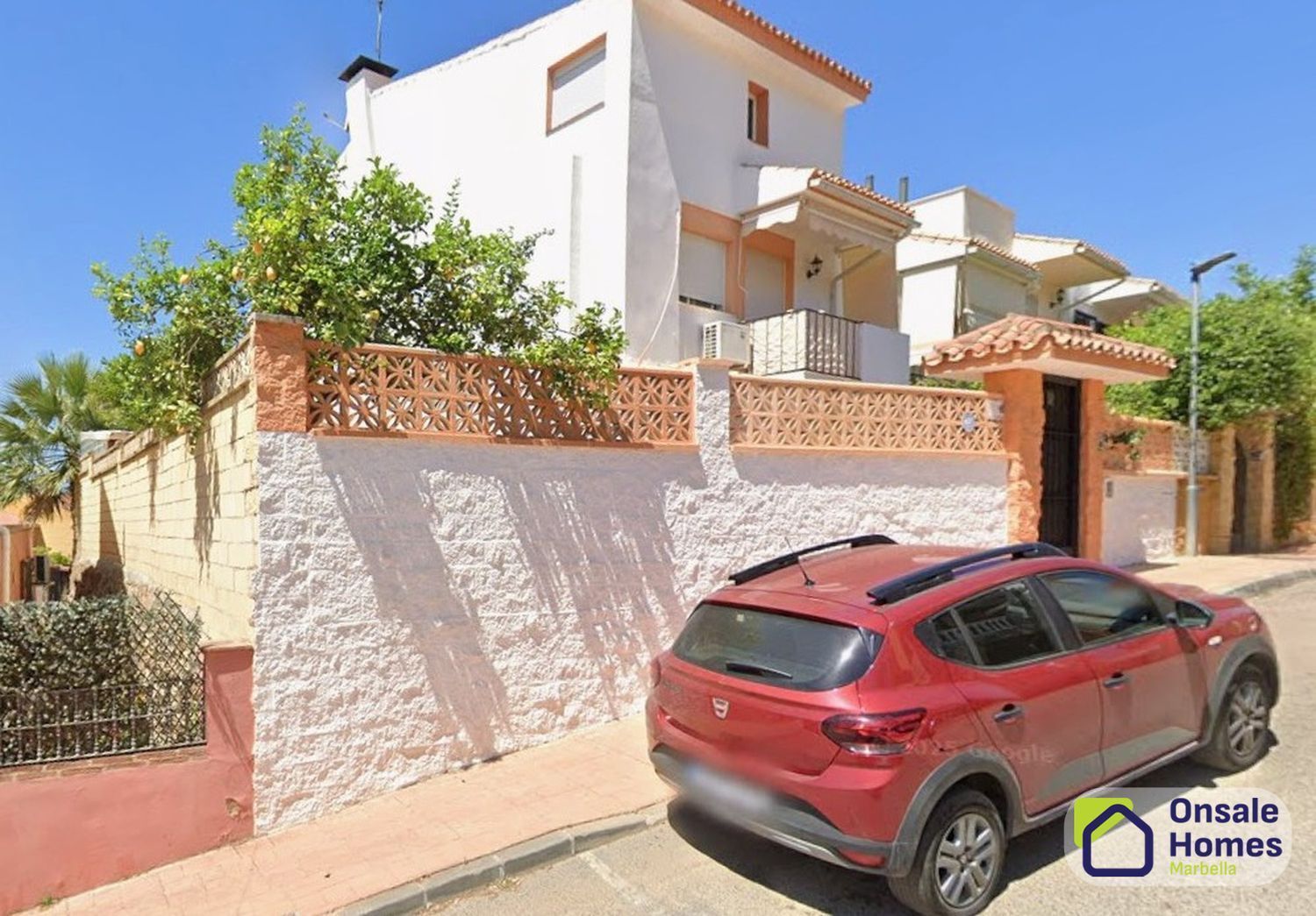 Exterior view of Single-family semi-detached for sale in Marbella  with Terrace and Storage room