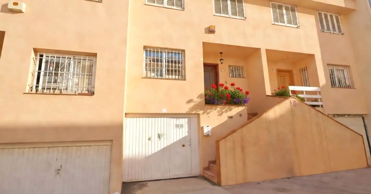 Vista exterior de Casa o chalet en venta en  Palma de Mallorca con Aire acondicionado, Calefacción y Terraza