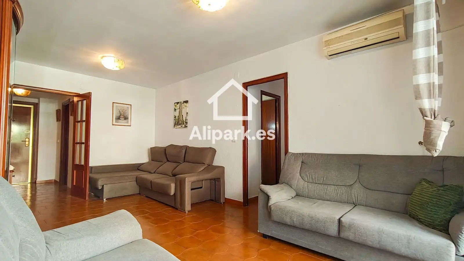 Sala d'estar de Pis en venda en Alicante / Alacant amb Aire condicionat, Terrassa i Piscina