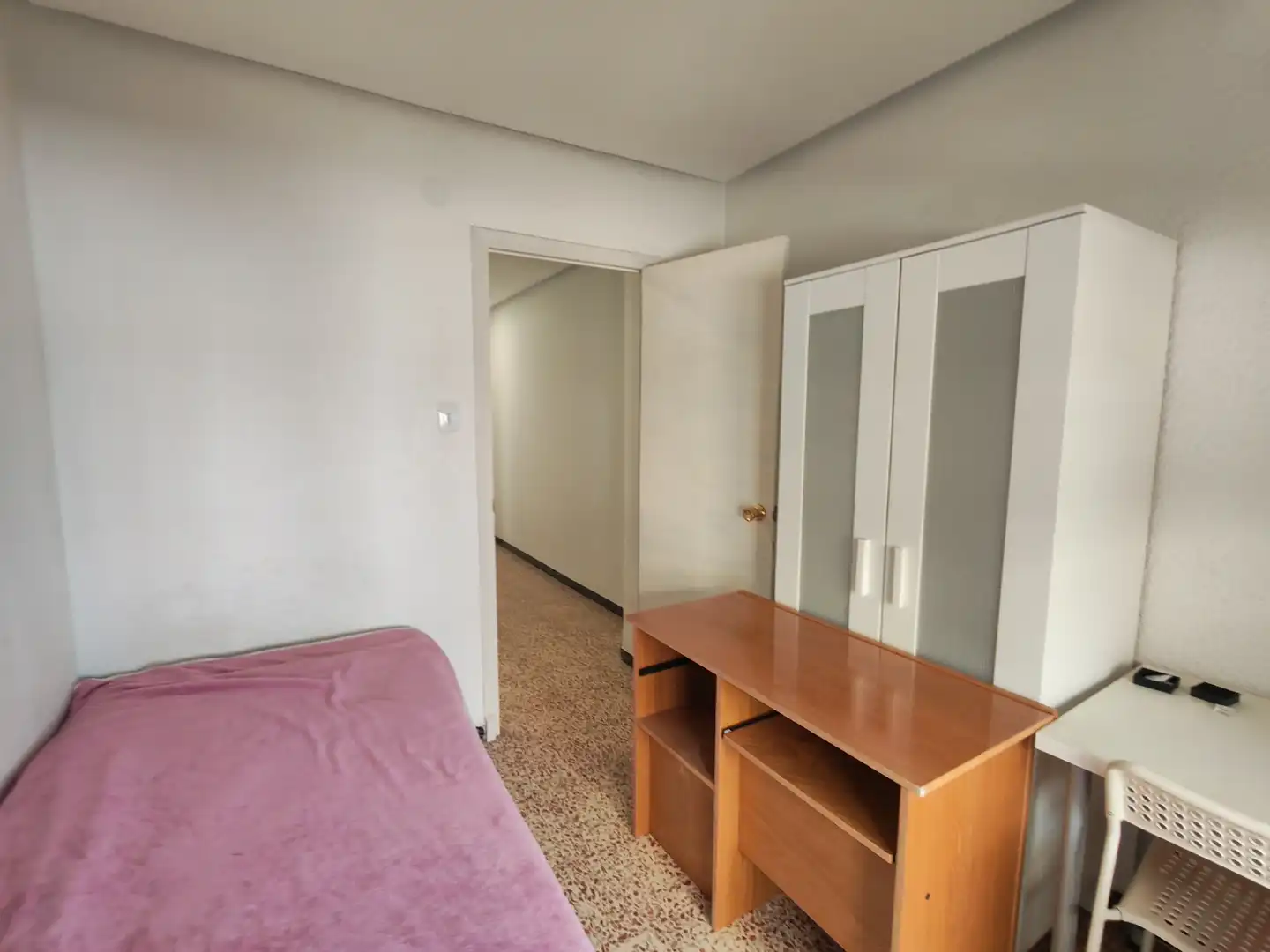 Schlafzimmer von Wohnung zum Verkauf in Elche / Elx mit Balkon