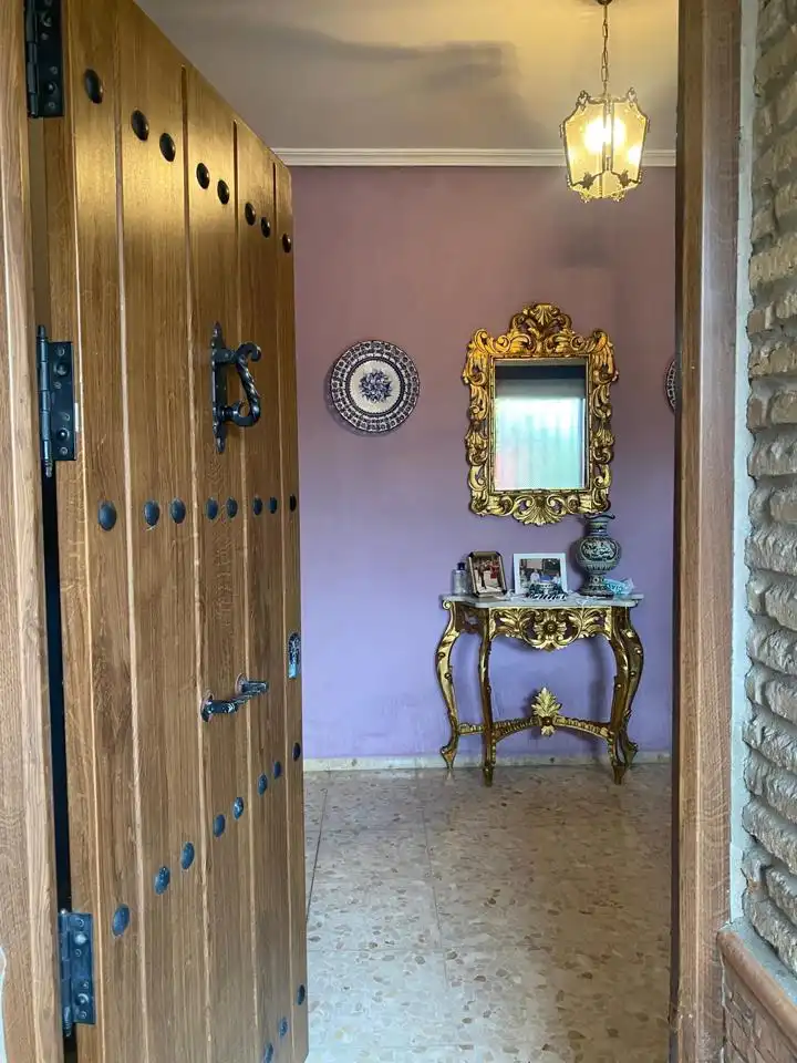 Casa o xalet en venda en Dos Hermanas amb Aire condicionat, Jardí privat i Piscina