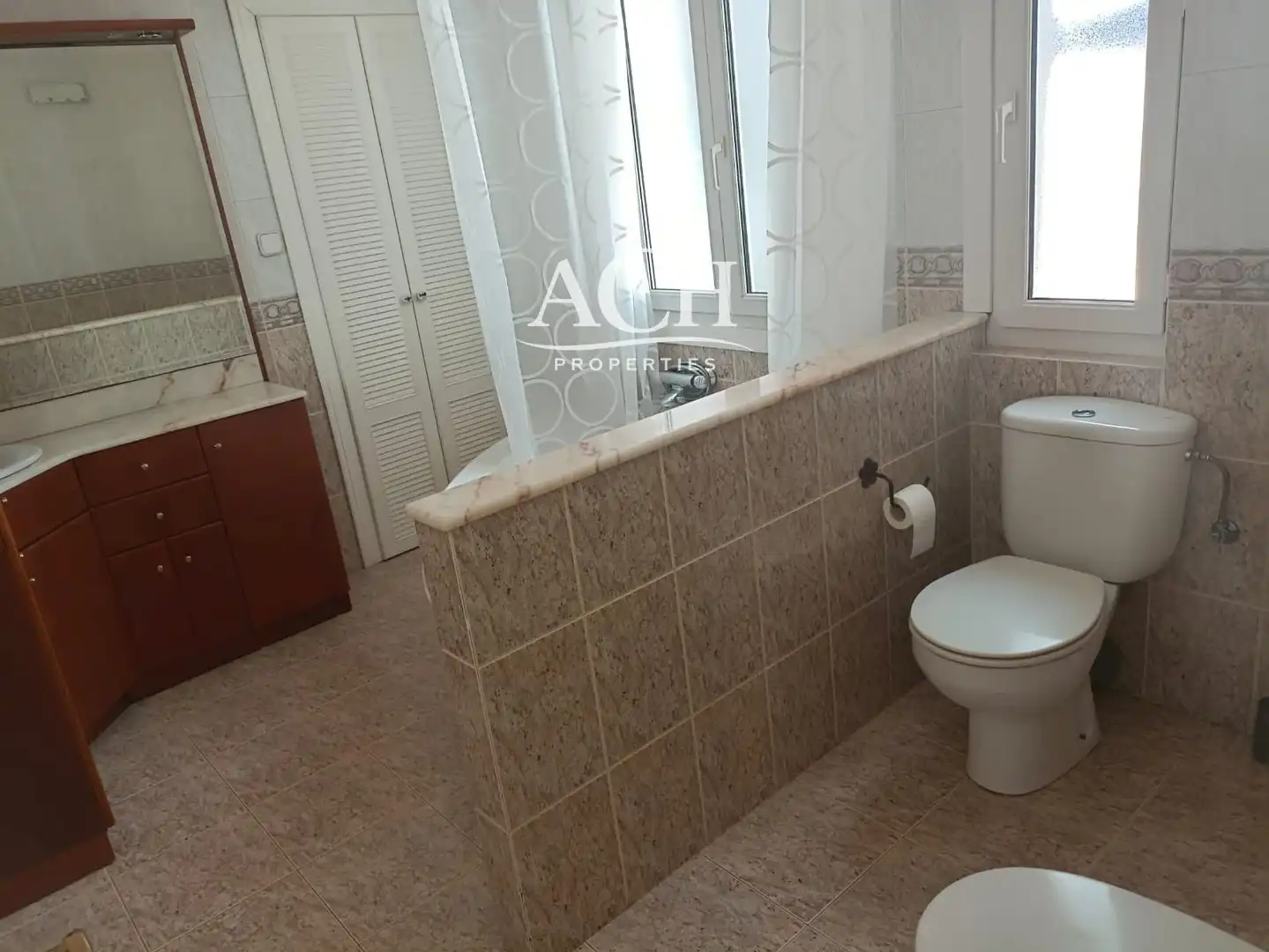 Baño de Piso de alquiler en Bilbao  con Calefacción, Horno y Lavadora