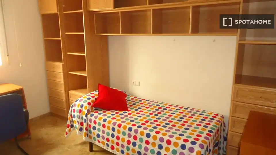 Habitación en Ciudad Jardín - Zoco