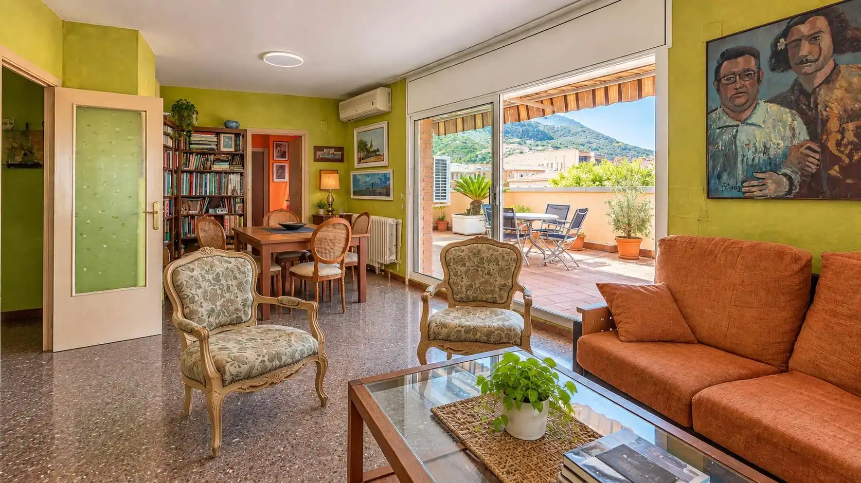 Sala de estar de Ático en venta en Barcelona con Calefacción y Terraza