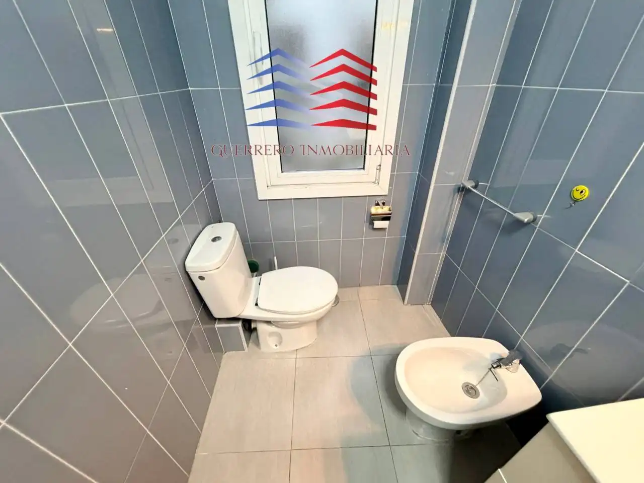 Bathroom of Flat for rent in O Carballiño    with Heating and Furnished