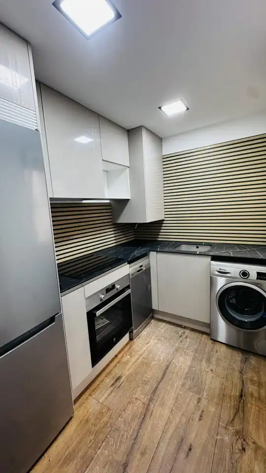 Küche von Wohnung zum Verkauf in Zaragoza mit Klimaanlage und Heizung