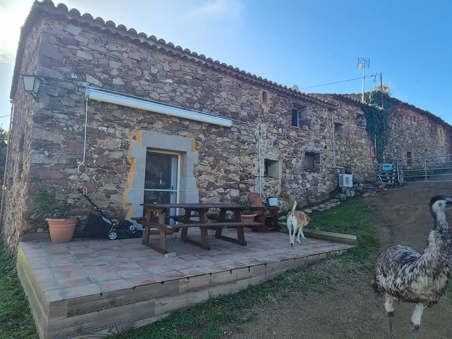 Vista exterior de Finca rústica en venta en Santa Eulàlia de Ronçana con Aire acondicionado, Calefacción y Jardín privado