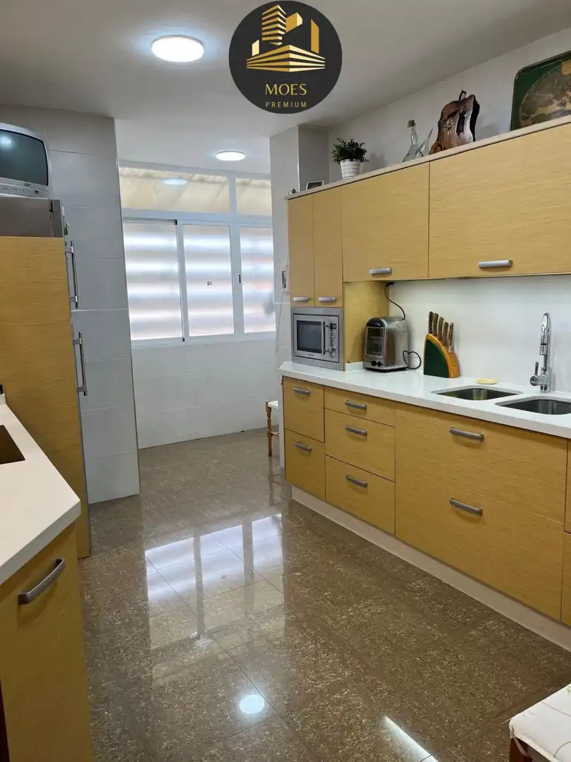 Piso con terraza en venta en Hospital, imagen 5