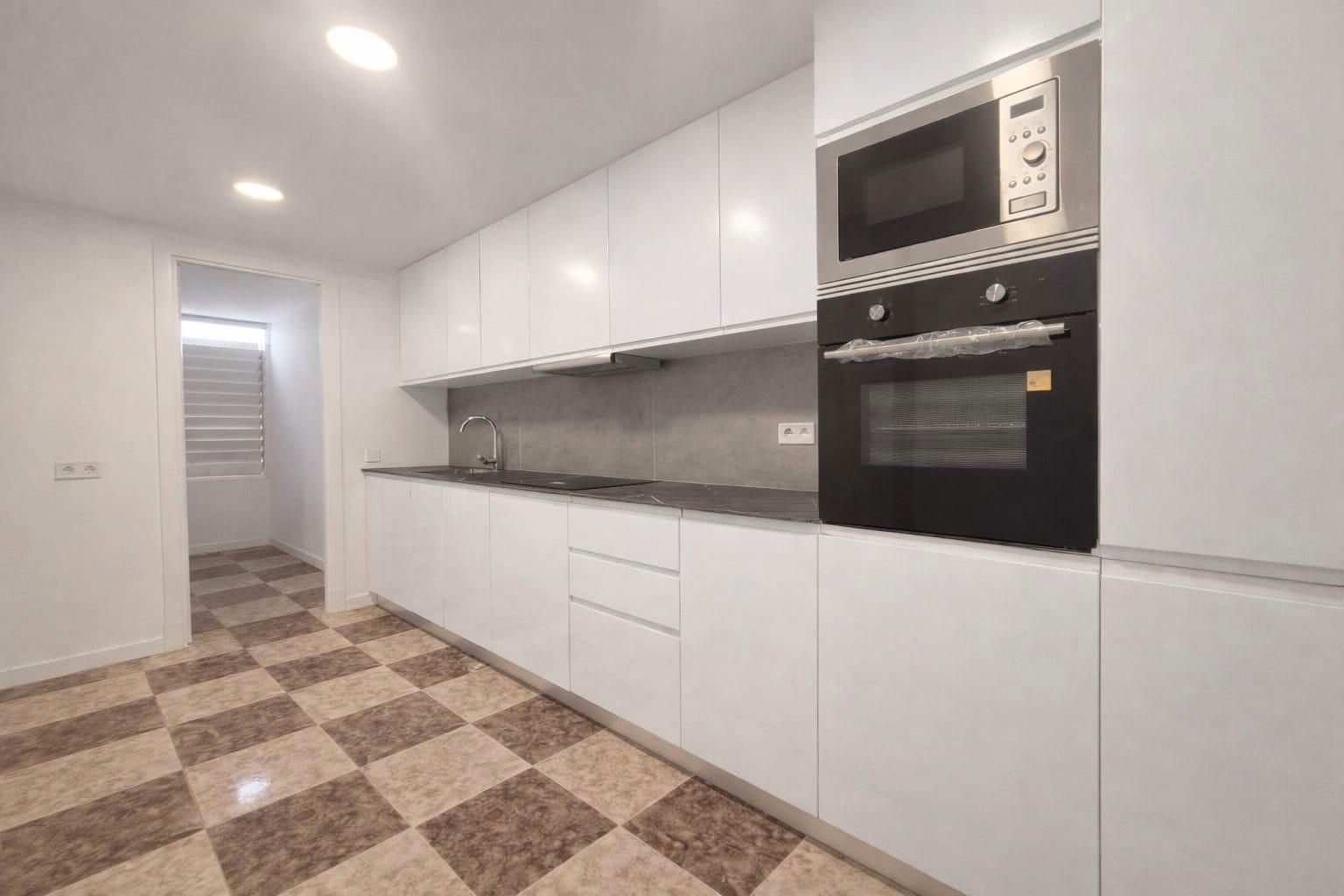 Cocina de Piso en venta en  Palma de Mallorca con Terraza, Amueblado y Balcón