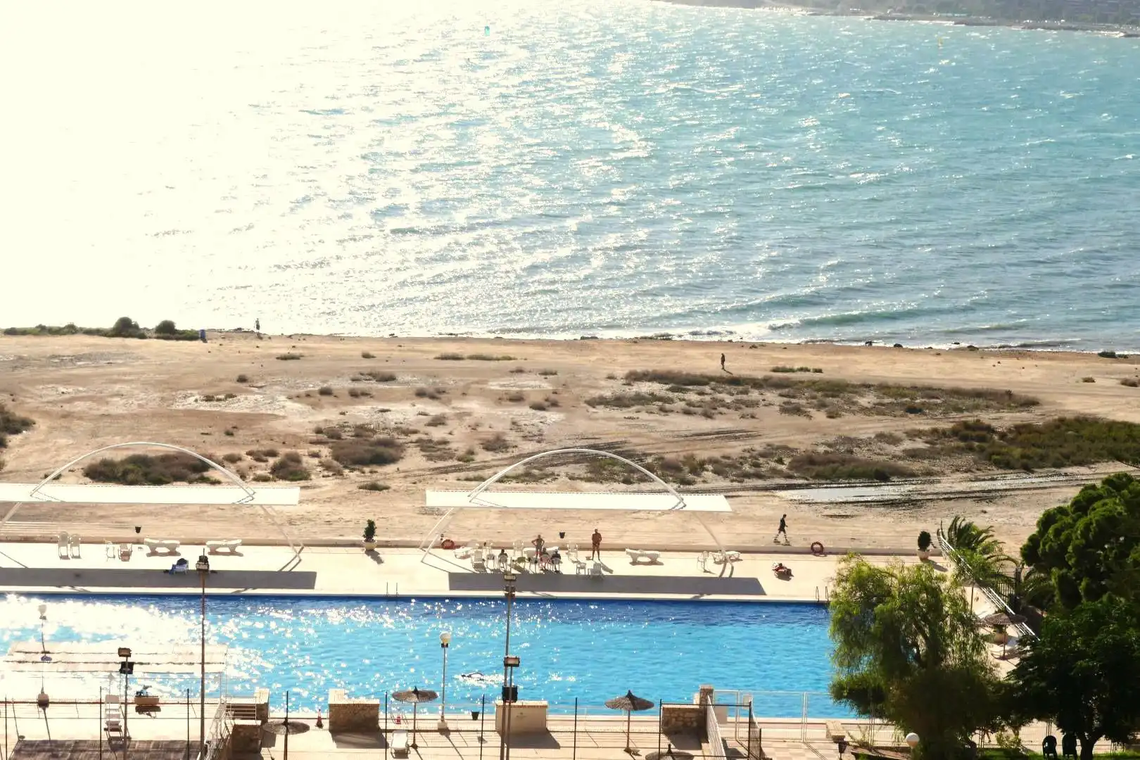 Piscina de Pis en venda en Alicante / Alacant amb Aire condicionat, Terrassa i Traster