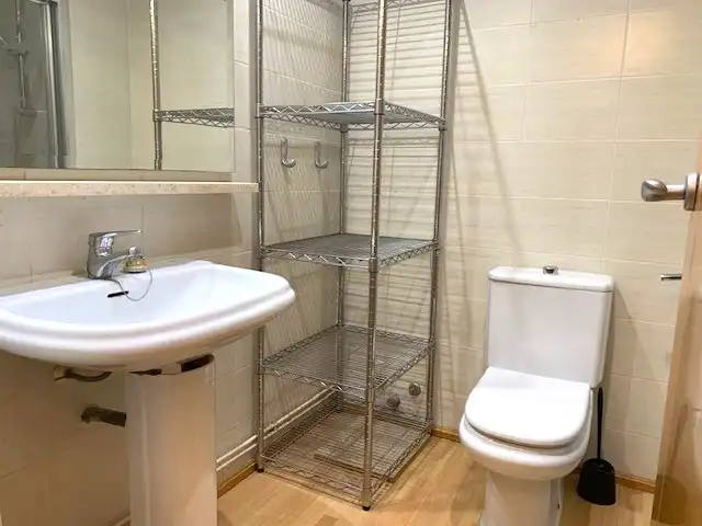 Baño de Piso en venta en Badalona con Aire acondicionado, Calefacción y Parquet