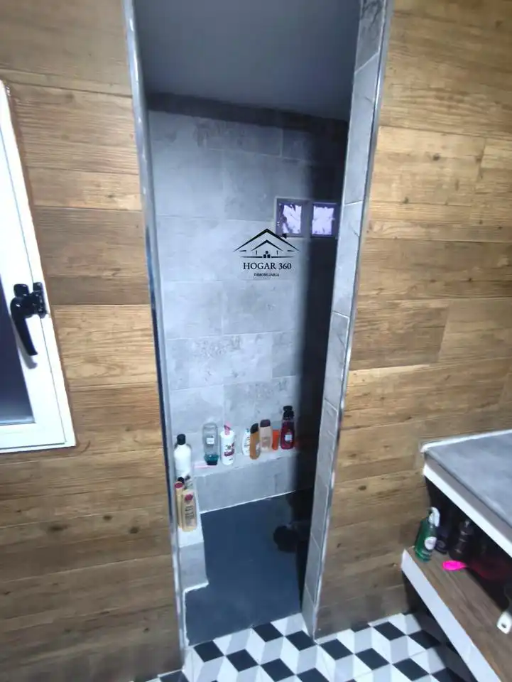 Bany de Casa o xalet en venda en Cáceres