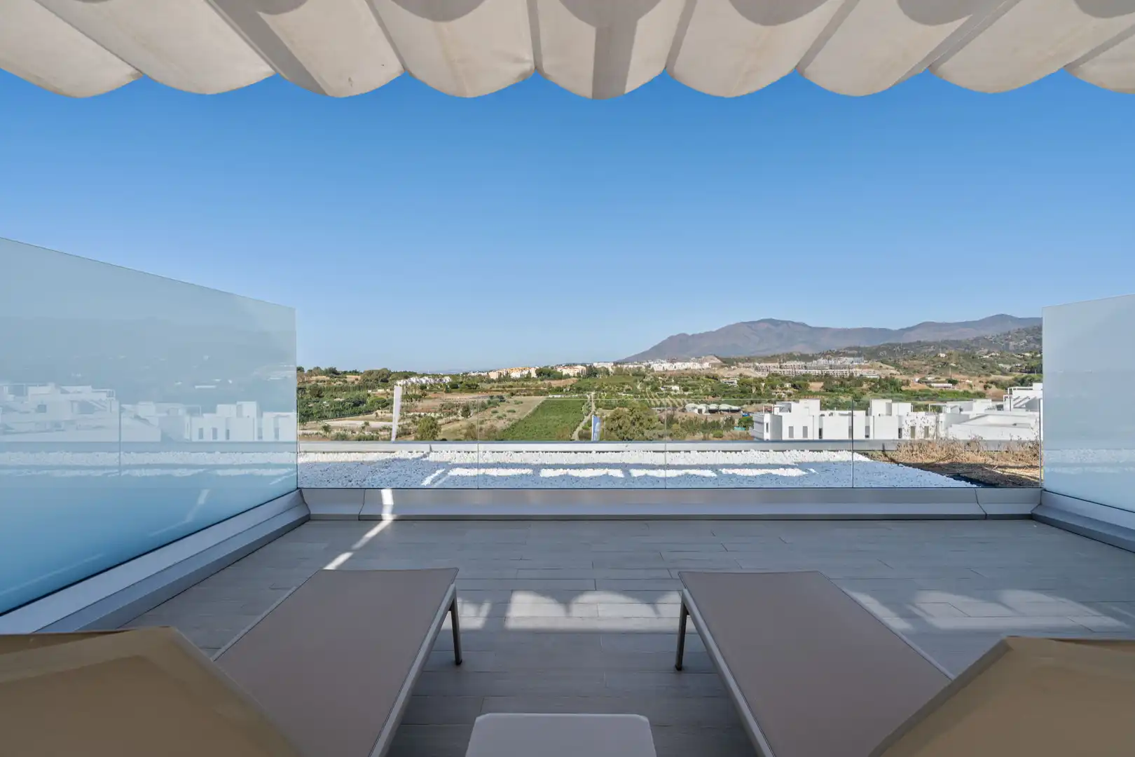 Terraza de Casa adosada de alquiler en Estepona con Aire acondicionado, Terraza y Piscina