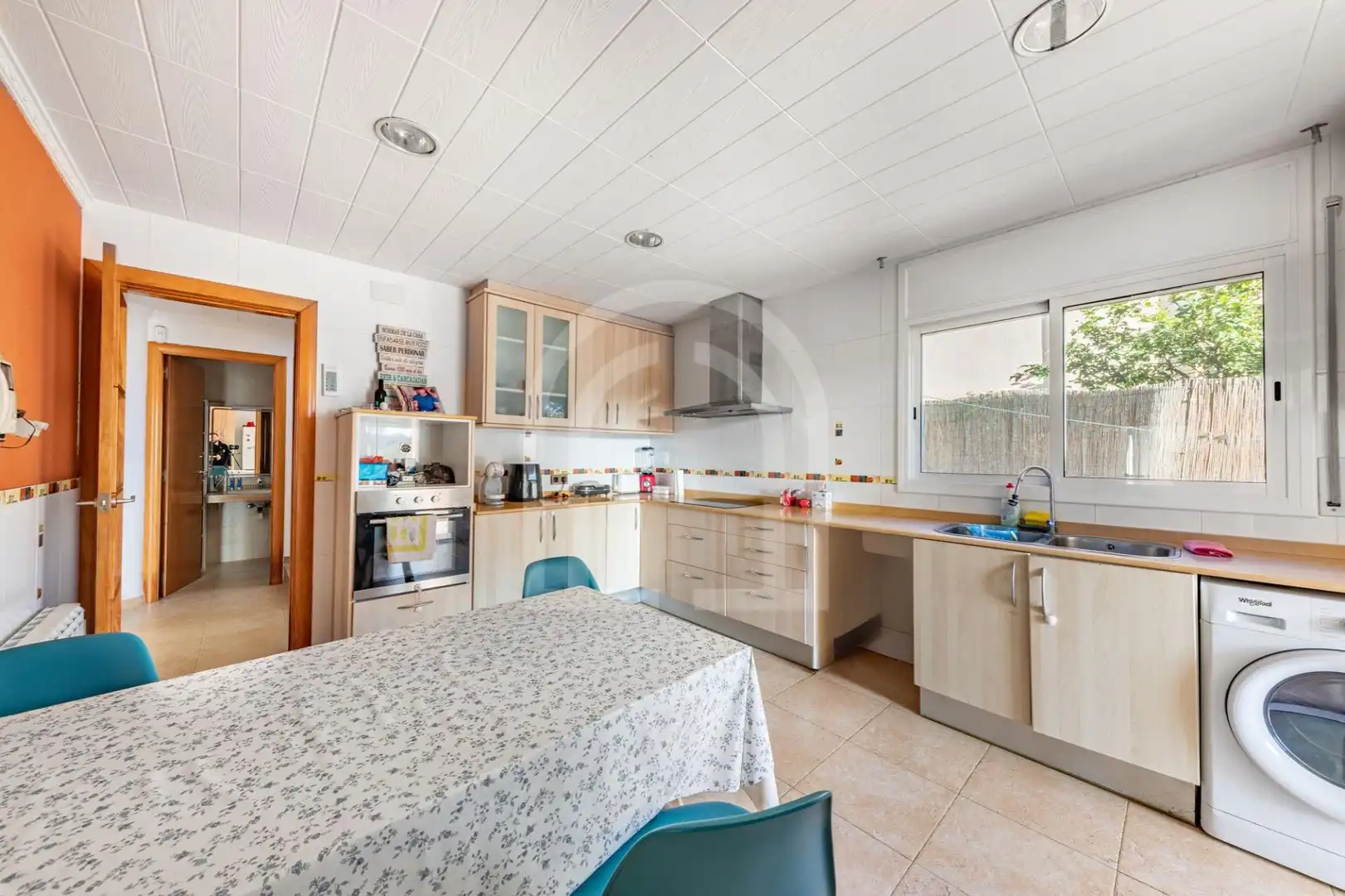 Cocina de Casa o chalet en venta en Lliçà d'Amunt con Jardín privado, Terraza y Piscina