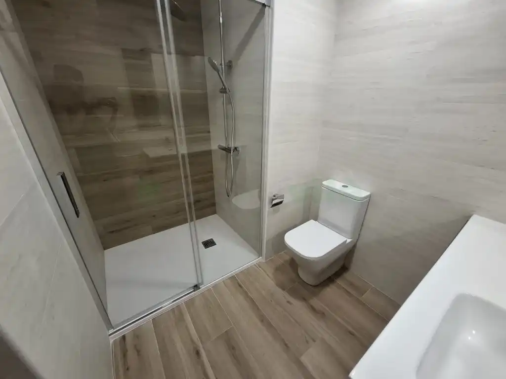 Baño de Dúplex de alquiler en Malgrat de Mar con Lavadora y Balcón