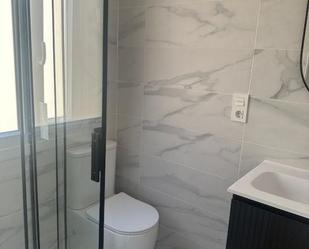 Bathroom of Flat for sale in Barakaldo   with Heating and Balcony