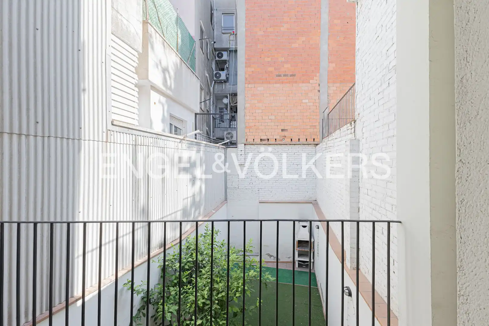 Balcony of Houses for sale in Barcelona  with Heating and Private garden