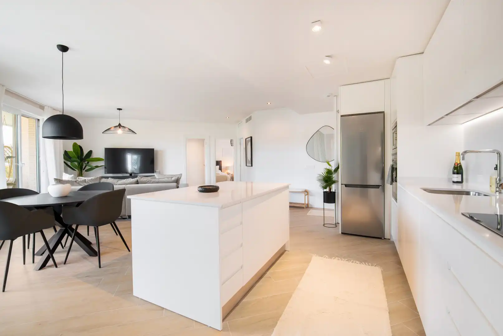 Apartamento con piscina en venta en Marbella Centro, imagen 4