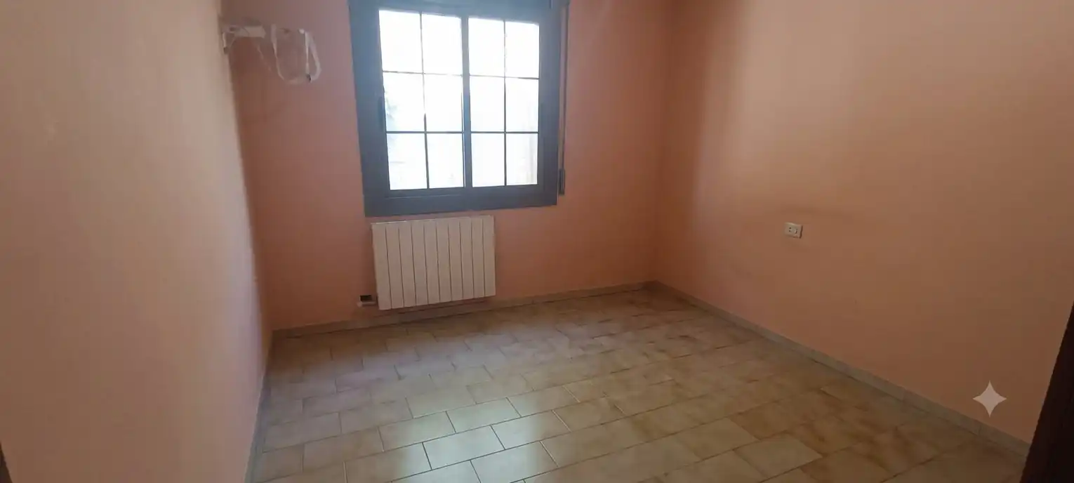 Dormitori de Casa o xalet en venda en Sant Celoni amb Calefacció, Terrassa i Forn