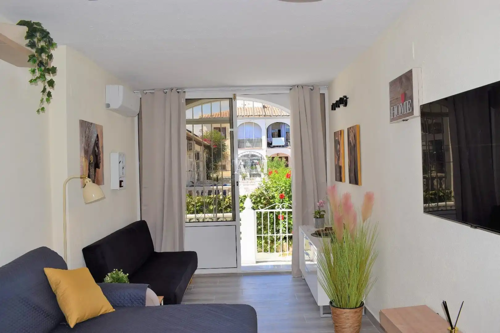 Habitación de Planta baja de alquiler en Torrevieja con Aire acondicionado, Calefacción y Terraza