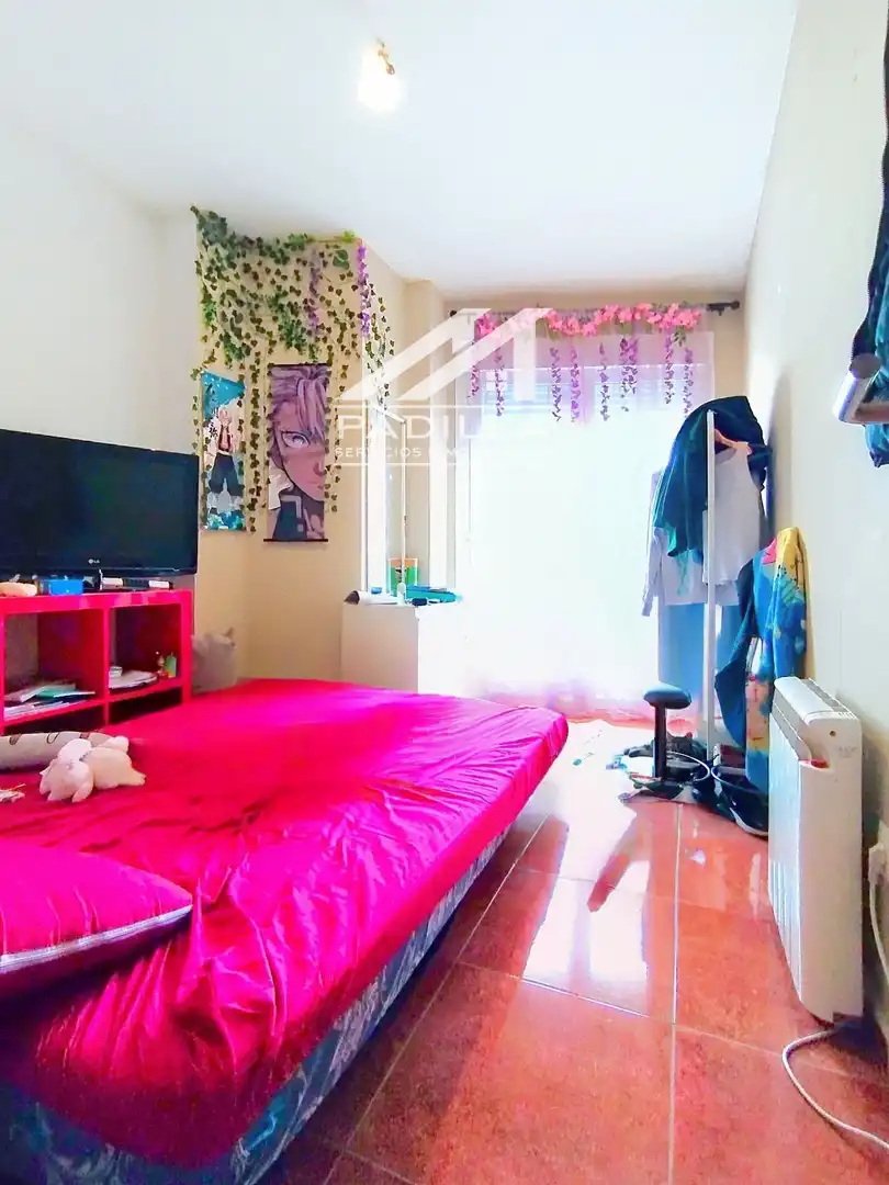 Habitación de Piso en venta en Camarena con Calefacción