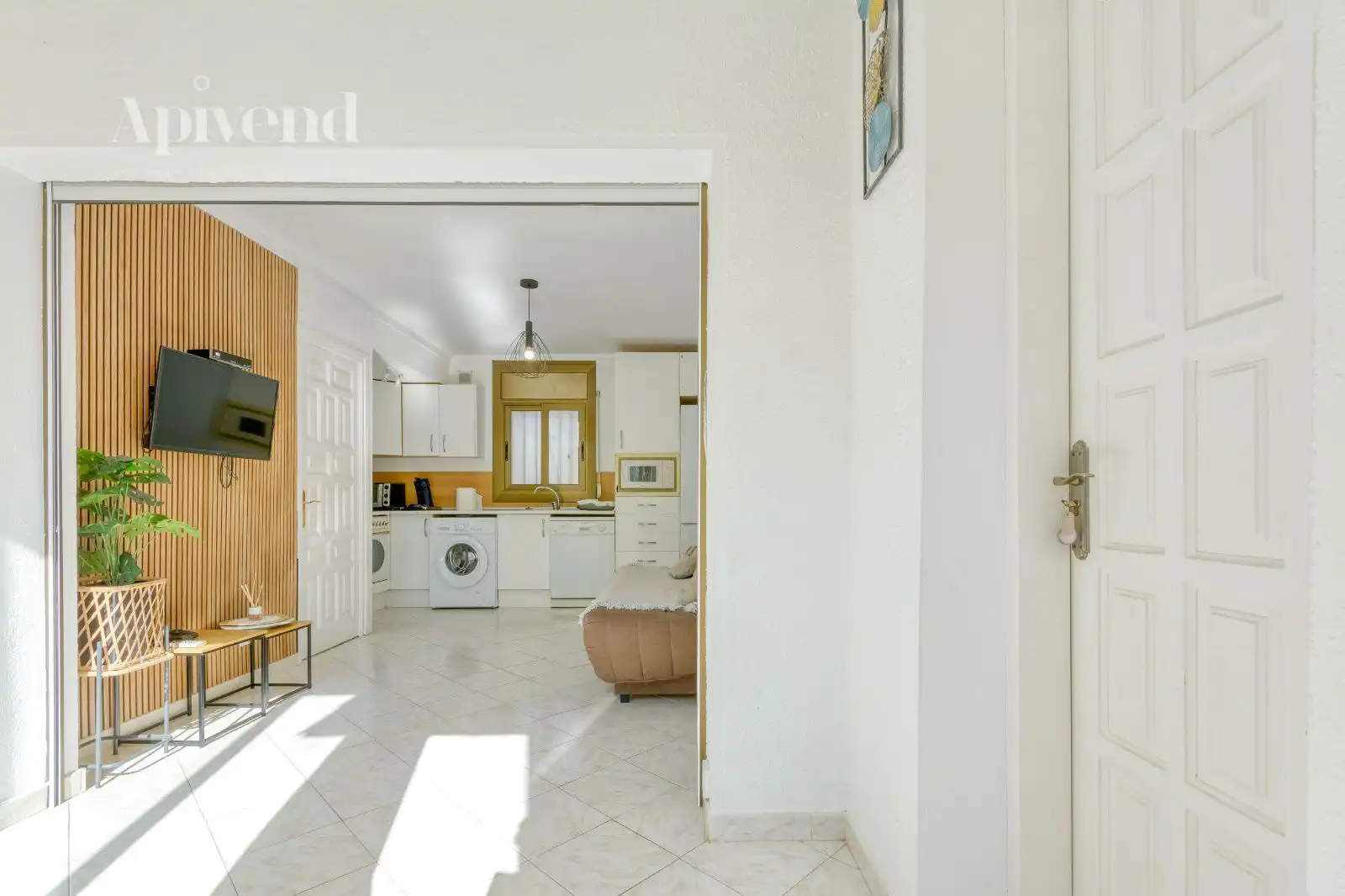 Flat with pool for sale in Josep Carner, imagen 2