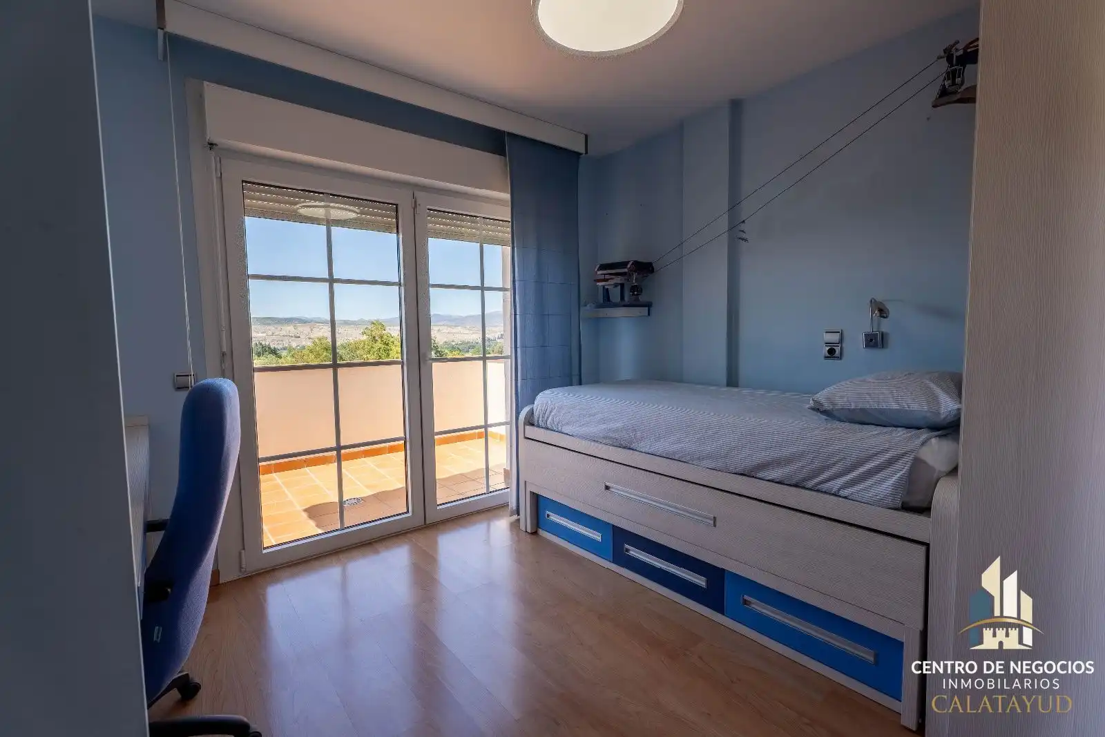 Dormitori de Casa o xalet en venda en Calatayud amb Aire condicionat, Calefacció i Parquet
