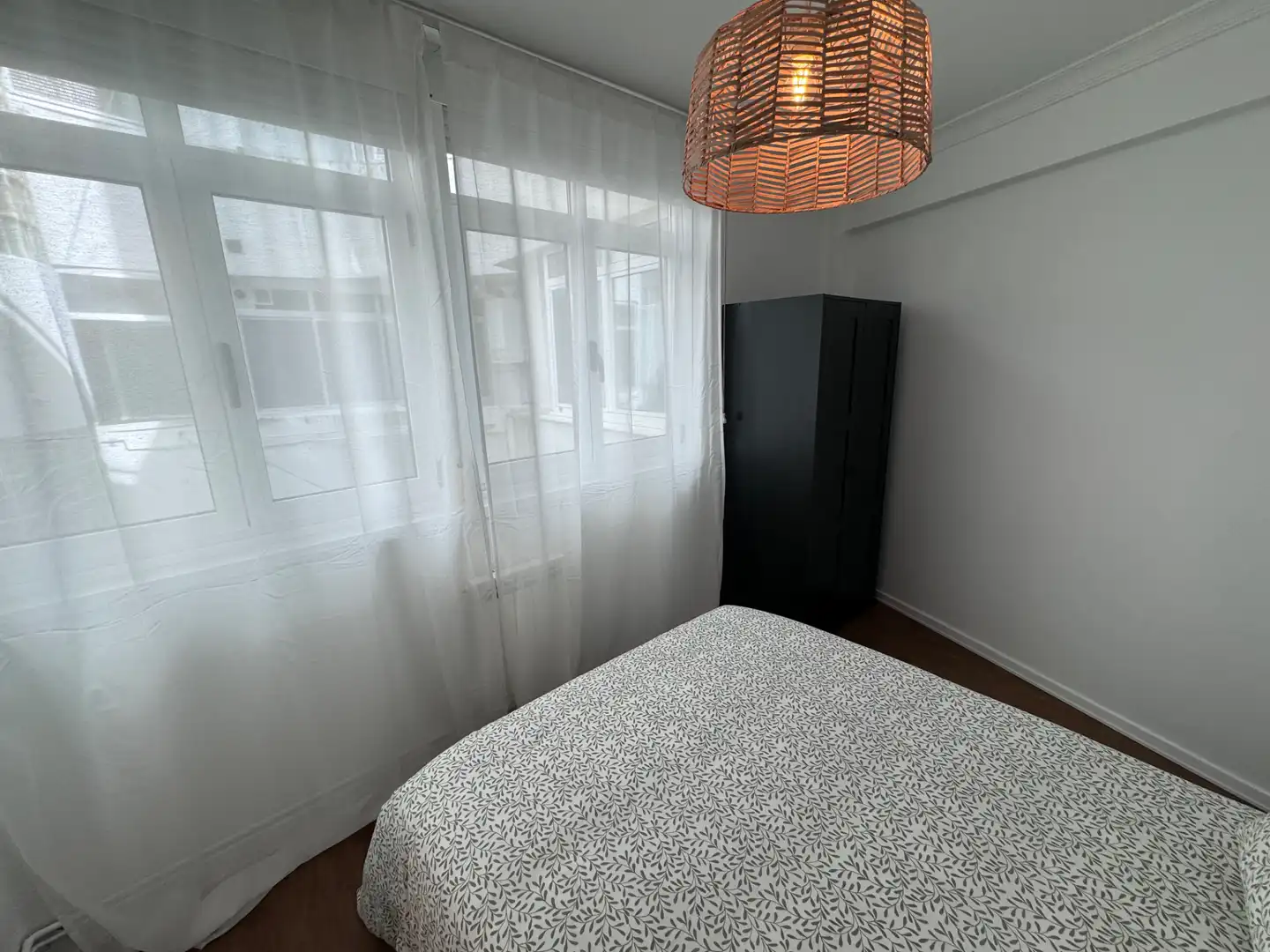 Habitación de Piso de alquiler en Ferrol con Amueblado