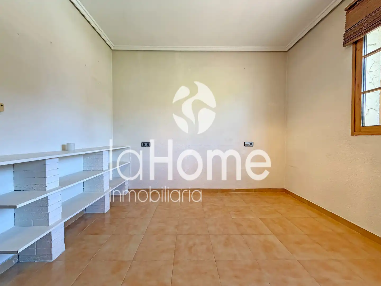 Living room of Detached homes for sale in Paterna  with Air Conditioner, Heating and Terrace