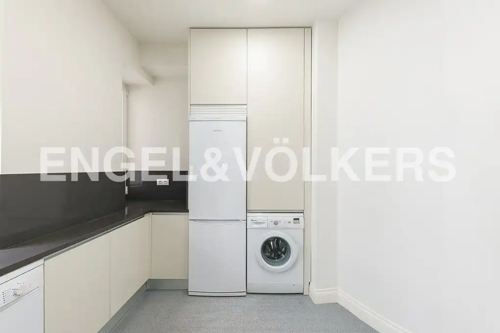 Küche von Wohnung zur Miete in Madrid mit Klimaanlage, Heizung und Parkett