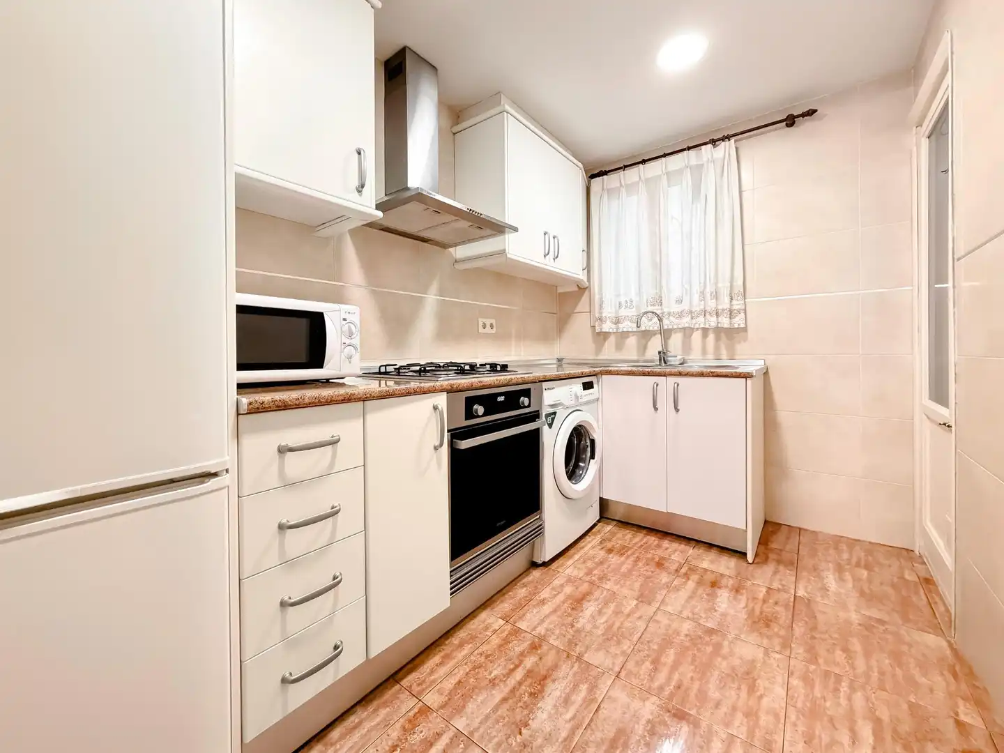 Cocina de Piso en venta en Burjassot con Balcón
