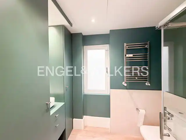 Baño de Piso de alquiler en Madrid con Aire acondicionado, Calefacción y Parquet
