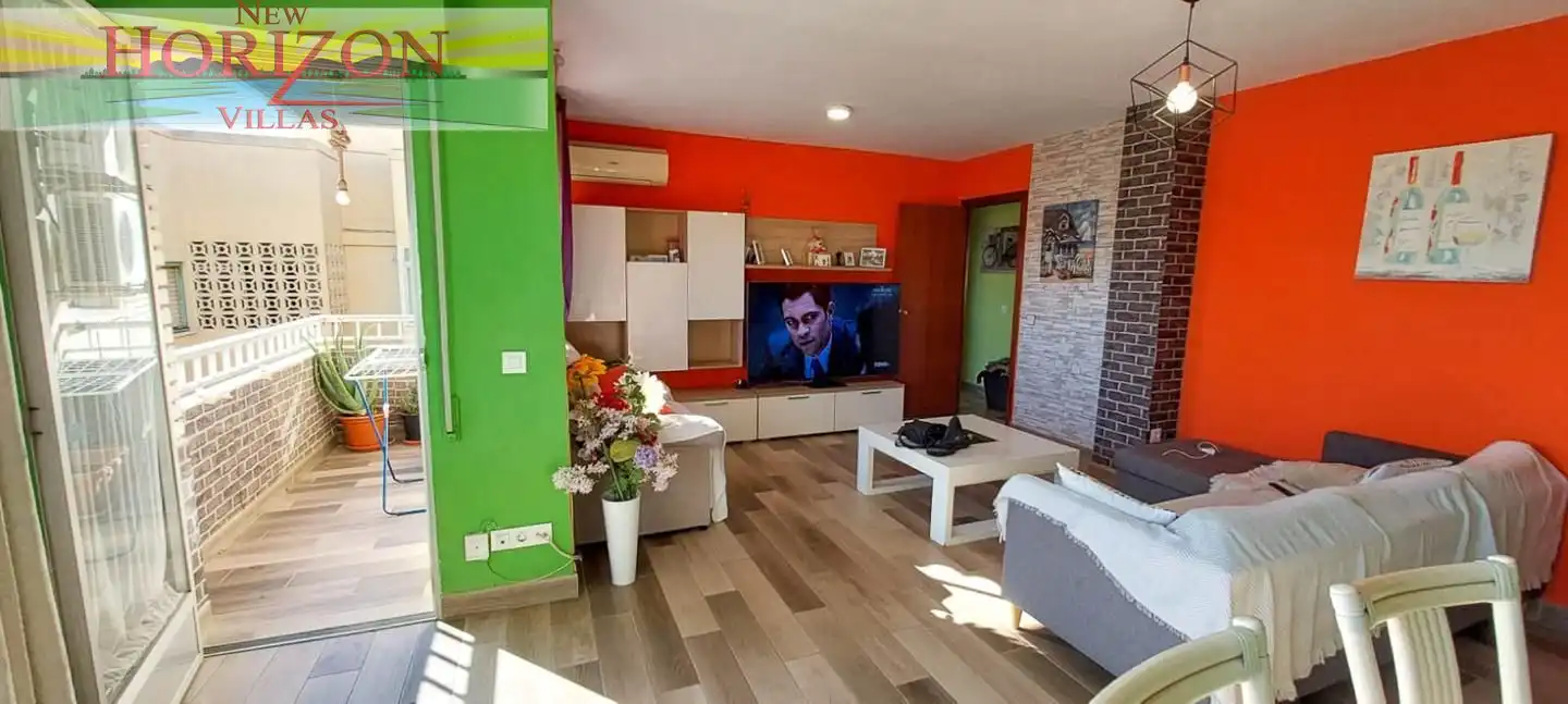 Sala d'estar de Apartament en venda en Vera amb Aire condicionat, Terrassa i Moblat