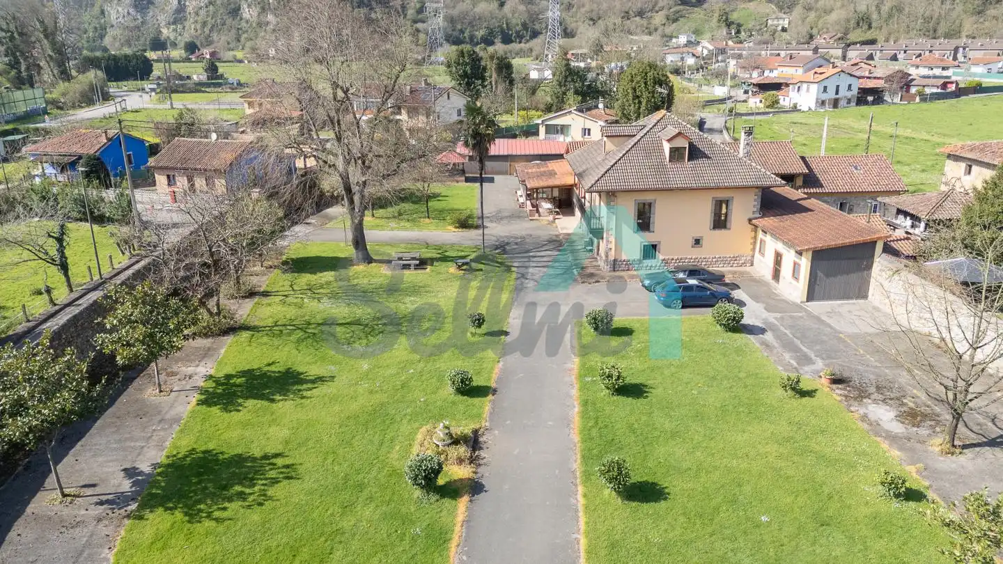 Houses for sale in Ribera de Arriba  with Heating, Private garden and Terrace
