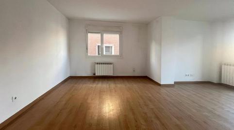 Foto 4 de Piso en venta en Cataluña, Alagón, Zaragoza