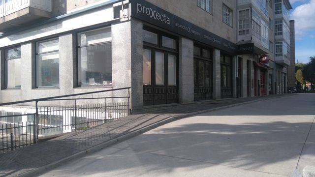 Local comercial en Alquiler en San Lázaro - Meixonfrío