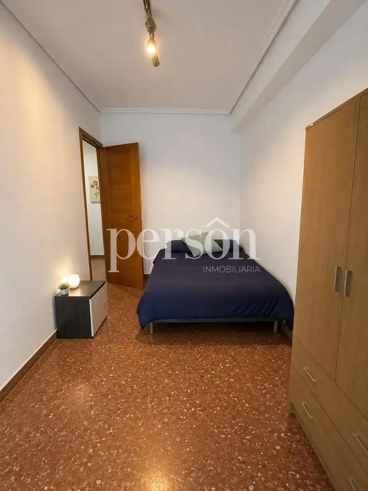 Habitación de Piso en venta en Massanassa con Amueblado