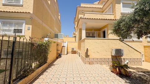 Foto 2 de Casa adosada de lloguer a Los Balcones - Los Altos, Torrevieja