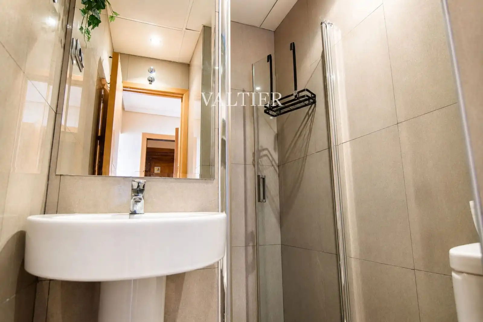 Bany de Àtic de lloguer en Madrid amb Aire condicionat i Terrassa