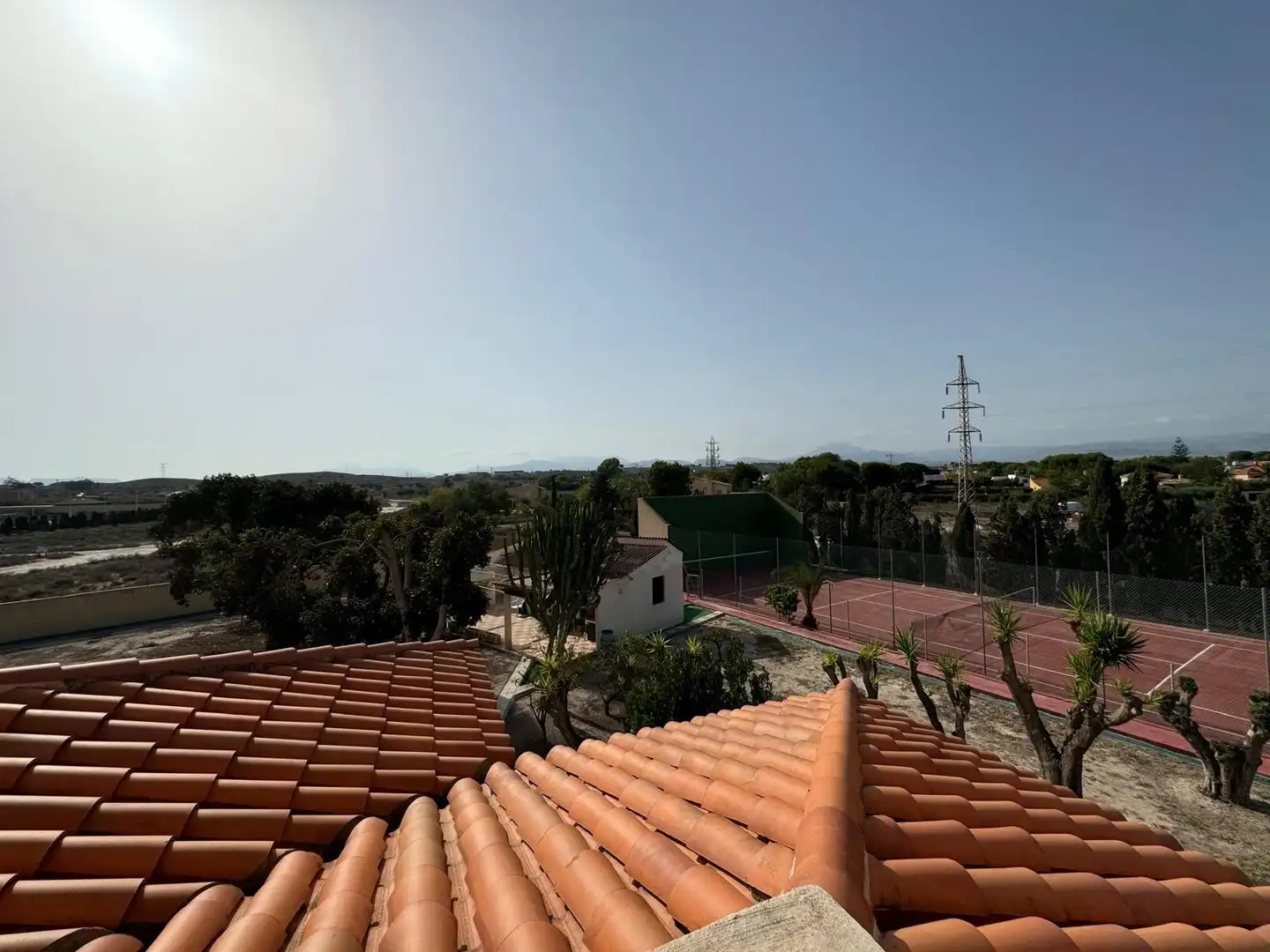 Vista exterior de Casa o xalet en venda en Alicante / Alacant amb Calefacció, Jardí privat i Terrassa