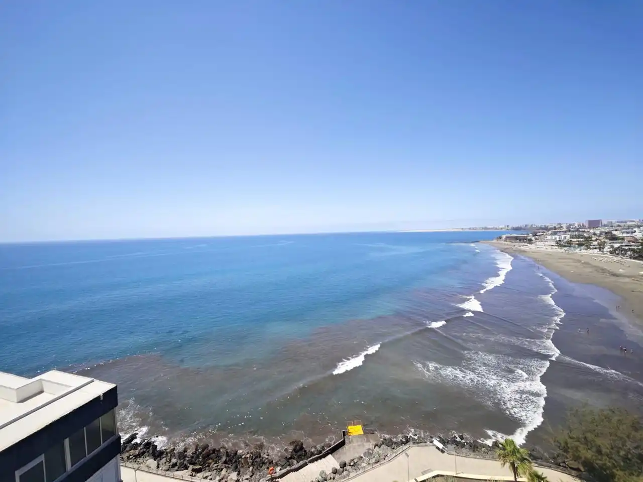Exterior view of Flat for rent in San Bartolomé de Tirajana  with Furnished, Internet and Community pool