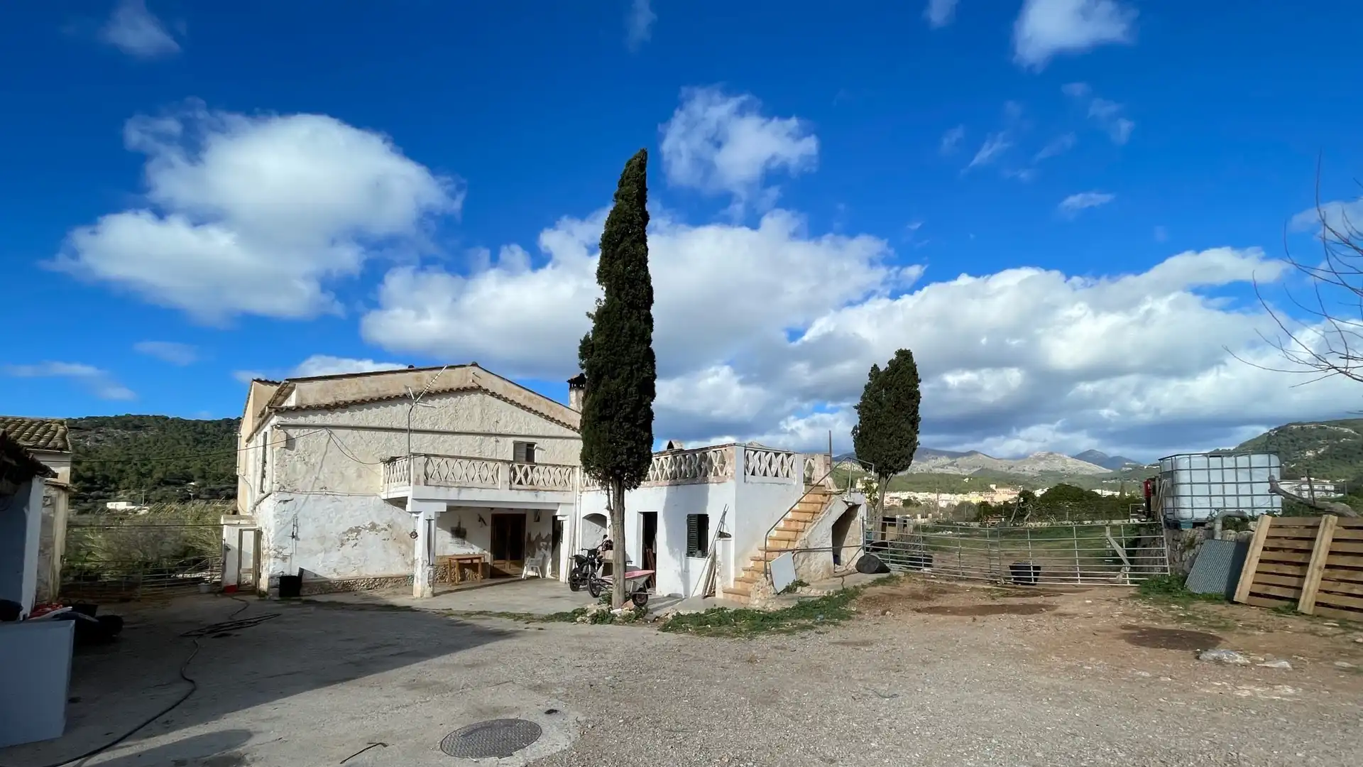 Country homes for sale in Andratx pueblo