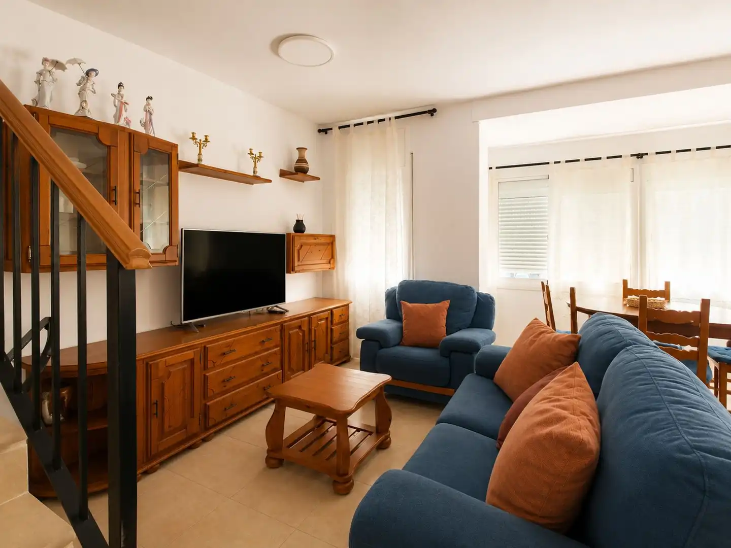 Sala de estar de Casa o chalet en venta en Vilanova i la Geltrú con Aire acondicionado, Calefacción y Terraza